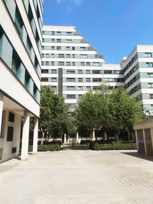 Valencia Las Artes Y Ciencias + Garaje + Netflix ภายนอก รูปภาพ