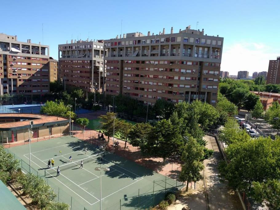 Valencia Las Artes Y Ciencias + Garaje + Netflix ภายนอก รูปภาพ